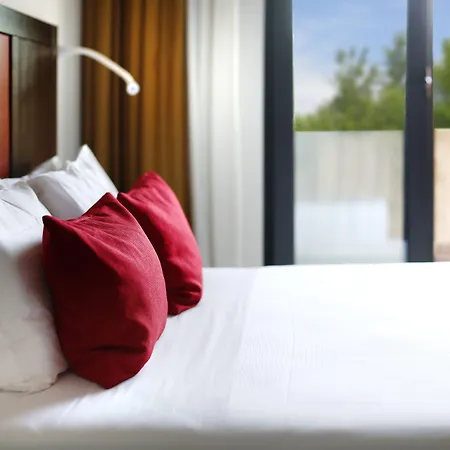 Hotel Holiday La Marca-2